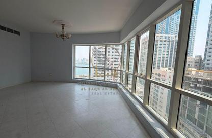 Apartment - 1 - 2 for rent in Al Majaz 3 - Al Majaz - Sharjah