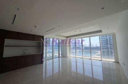 Apartment - 3 - 3 for rent in Palace Beach Residence Tower 1 - Palace Beach Residence - Emaar Beachfront - Dubai Harbour - Dubai