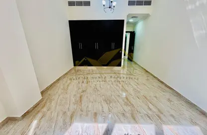 Apartment - 1 Bedroom - 2 Bathrooms for rent in Jumeirah Garden City - Al Satwa - Dubai