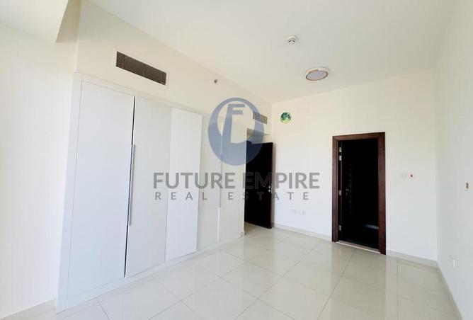 71110923 - Property Image 3