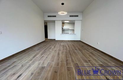 Apartment - 1 Bedroom - 2 Bathrooms for rent in The Waves Residences - Al Mankhool - Bur Dubai - Dubai