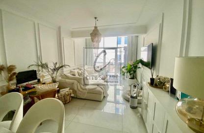 Apartment - 2 Bedrooms - 4 Bathrooms for sale in Summer 1 - Summer - Seasons Community - District 15 - Jumeirah Village Circle - Dubai