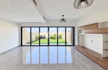Townhouse - 4 - 3 for rent in Silver Springs 3 - Silver Springs - Damac Hills - Dubai
