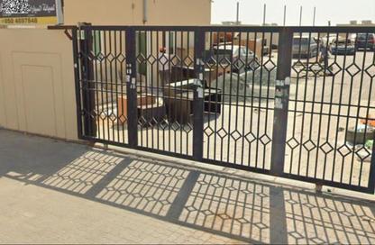 مستودع - استوديو - 2 حمامات للبيع في السجع إس - الصجعة - الشارقة