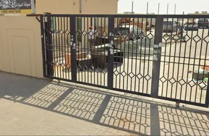 مستودع - استوديو - 2 حمامات للبيع في السجع إس - الصجعة - الشارقة