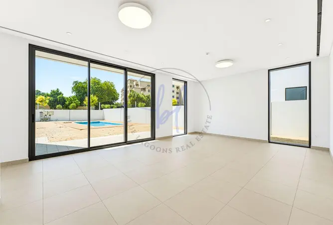 152393357 - Property Image 3