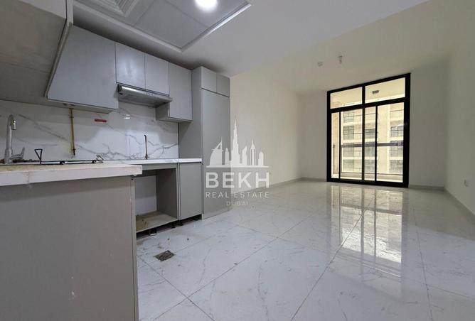 81949931 - Property Image 3