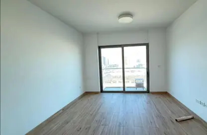 شقة - غرفة نوم - 1 حمام للايجار في شرق 40 - الفرجان - دبي