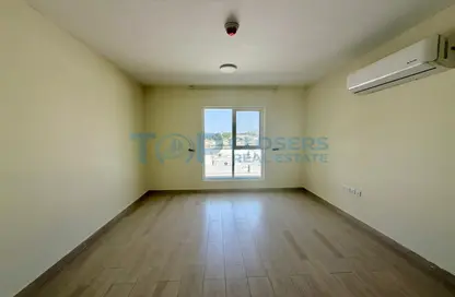 شقة - غرفة نوم - 2 حمامات للايجار في حي الوادي - الجيمي - العين