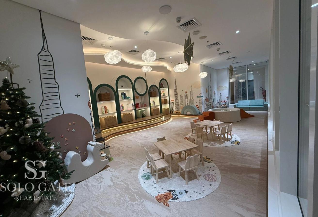 Large Layout | Ready | Premium Unit photo 11