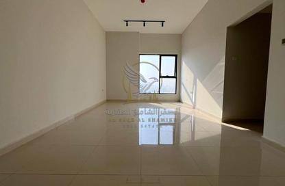 Apartment - 2 - 2 for rent in Al Rashidiya Towers - Al Rashidiya - Ajman Downtown - Ajman