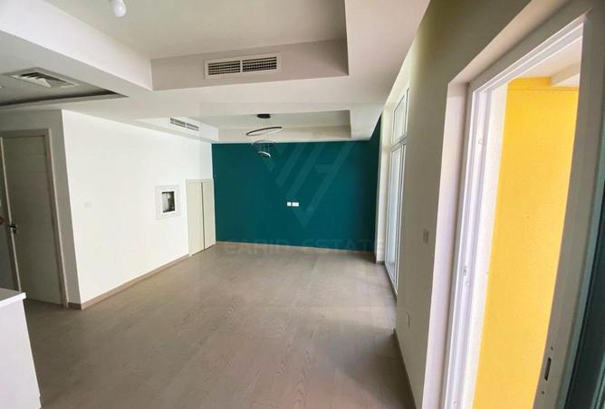 80701963 - Property Image 3