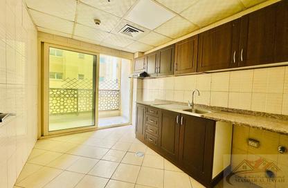 Apartment - 1 Bedroom - 2 Bathrooms for rent in Muwailih Building - Muwaileh - Sharjah
