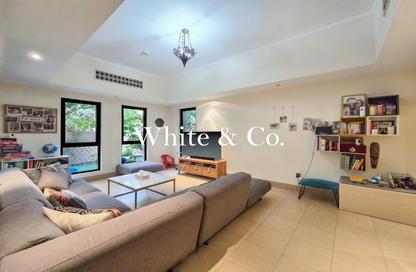 Apartment - 2 Bedrooms - 3 Bathrooms for sale in Miska 5 - Miska - Old Town - Downtown Dubai - Dubai