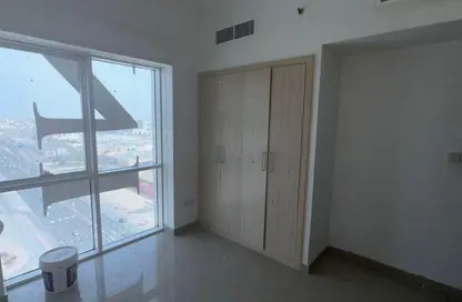 Apartment - 2 Bedrooms - 3 Bathrooms for rent in Gate Tower 1 - Musheiref - Ajman