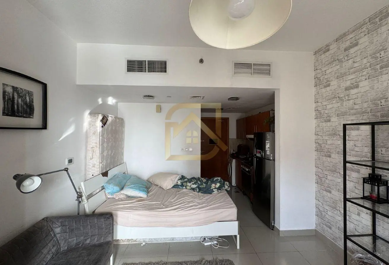 163718188 - Property Main Image