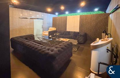 Retail - Studio for sale in Park Towers Podium - Park Towers - DIFC - Dubai