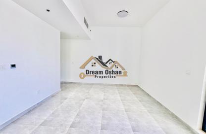Apartment - 1 Bedroom - 2 Bathrooms for rent in Marah Building - International City Phase 2 - Al Warsan 4 - Al Warsan - Dubai