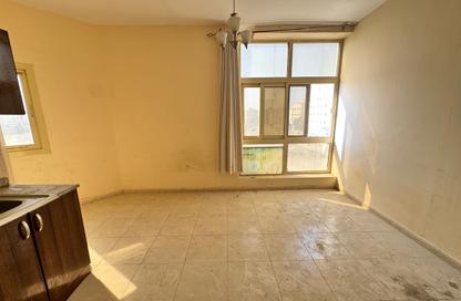 Apartment - Studio - 1 for rent in Fire Station Road - Muwaileh - Sharjah