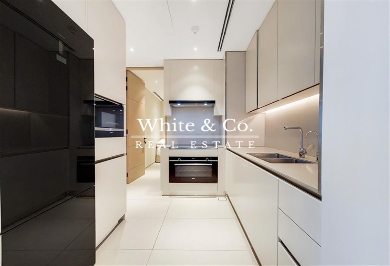 Sea and Palm Views | High Floor | Vacant photo 6