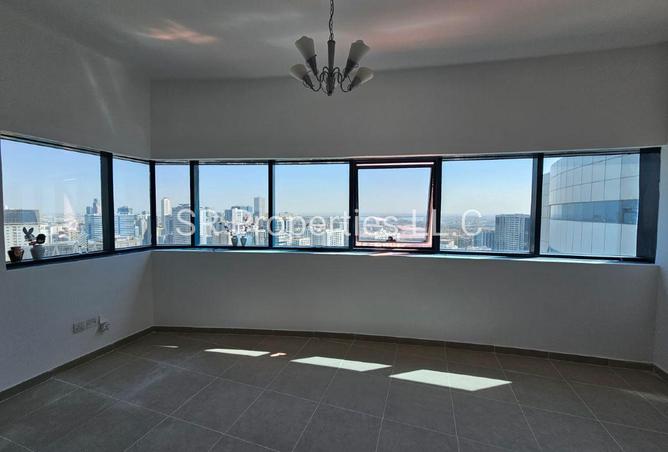 73110402 - Property Image 2