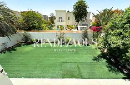 Villa - 5 Bedrooms - 4 Bathrooms for rent in Meadows 6 - Meadows - Dubai