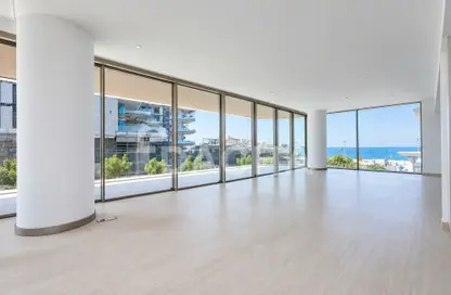 Apartment - 3 Bedrooms - 4 Bathrooms for sale in Serenia Living Tower 2 - Serenia Living - Palm Jumeirah - Dubai