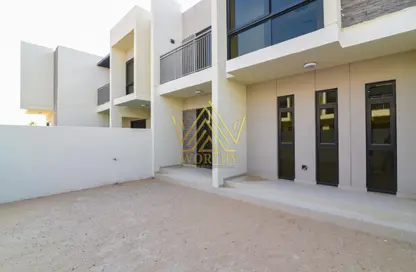 Townhouse - 3 Bedrooms - 5 Bathrooms for sale in Primrose - Damac Hills 2 - Dubai