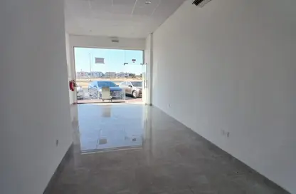 Shop - Studio - 1 Bathroom for rent in Al Jurf 3 - Al Jurf - Ajman Downtown - Ajman