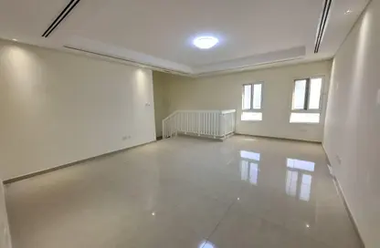 فيلا - 4 غرف نوم - 6 حمامات للايجار في مركز محمد بن زايد - مدينة محمد بن زايد - أبوظبي