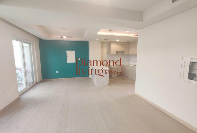 74240270 - صورة العقار 2