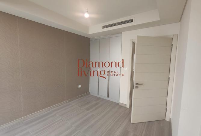 74240270 - صورة العقار 3