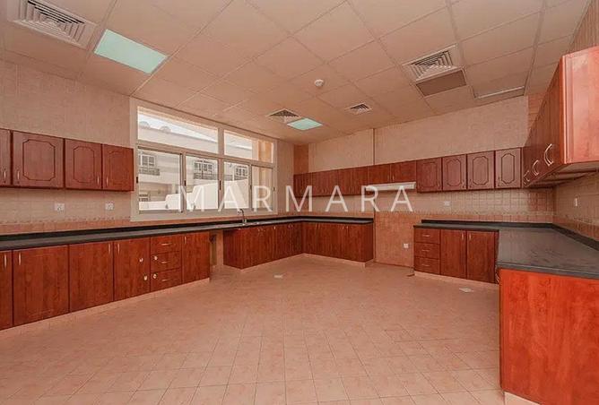 71083838 - Property Image 3