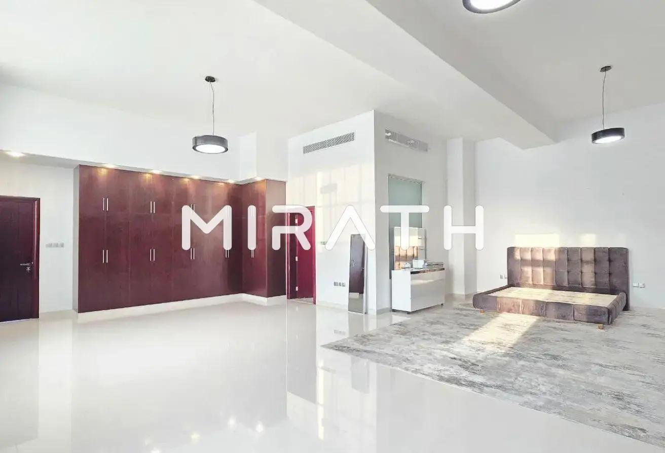 EXCLUSIVE MODERN VILLA IN PRESTIGIOUS LOCATION photo 5