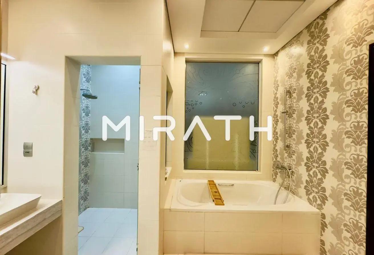 EXCLUSIVE MODERN VILLA IN PRESTIGIOUS LOCATION photo 16