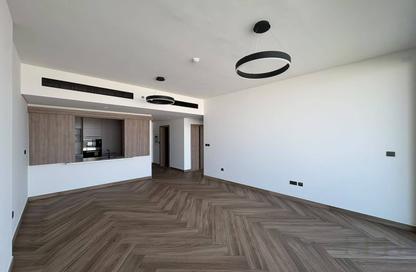 شقة - 1 - 2 للايجار في 399 هيلز بارك ب - 399 Hills Park - دبي هيلز استيت - دبي