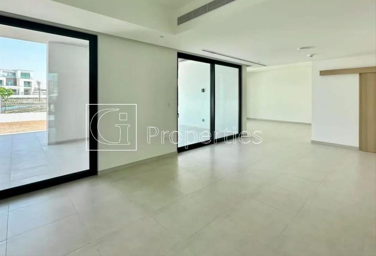 Unfurnished | Vacant | Ready to Move In photo 4