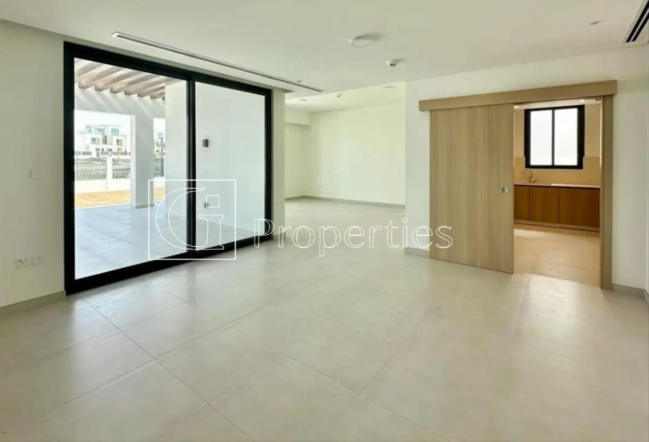 Unfurnished | Vacant | Ready to Move In photo 5