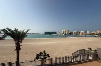 تاون هاوس - 2 غرف نوم - 3 حمامات للايجار في فالكون ايلاند نورث - جزيرة فالكون - قرية الحمرا - رأس الخيمة