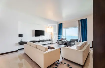 Apartment - 3 Bedrooms - 4 Bathrooms for rent in Fairmont Marina Residences - The Marina - Abu Dhabi
