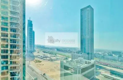 Apartment - 1 Bedroom - 2 Bathrooms for rent in The Lofts East - The Lofts - Downtown Dubai - Dubai
