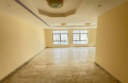 شقة - 3 غرف نوم - 3 حمامات للايجار في بناية ثريا المجاز - المجاز 3 - المجاز - الشارقة