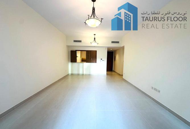 100443161 - Property Image 2