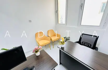 مكتب - غرفة نوم - 1 حمام للايجار في مبنى هوريزون - بورسعيد - ديرة - دبي