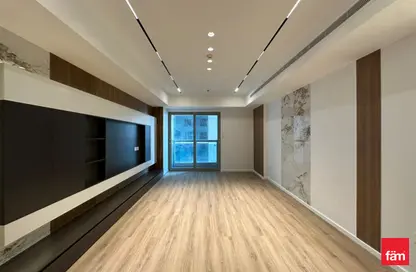 Apartment - 2 Bedrooms - 3 Bathrooms for sale in Princess Tower - Dubai Marina - Dubai