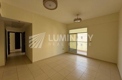 Apartment - 2 - 3 for rent in Mazaya 8 - Queue Point - Liwan - Dubai