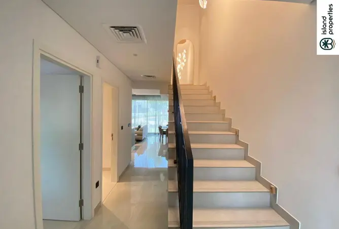 148643206 - Property Image 2