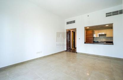 Apartment - 1 Bedroom - 1 Bathroom for rent in Sparkle Tower 1 - Sparkle Towers - Dubai Marina - Dubai
