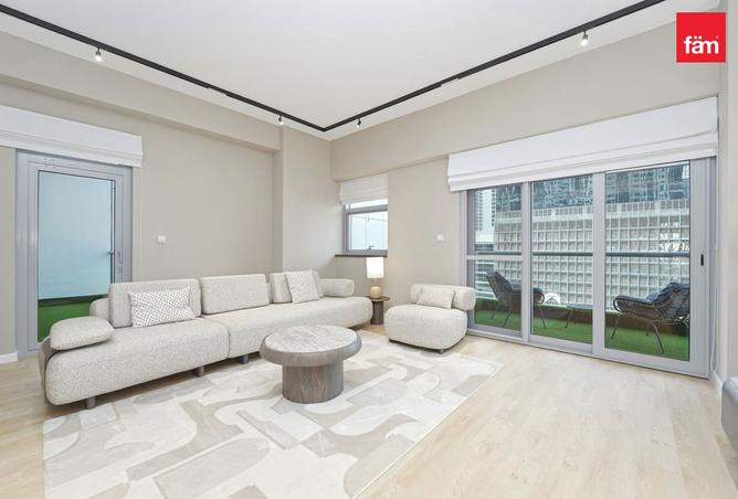 Bigger | Upgarded | Near Metro | Vastu Compliant.. photo 2