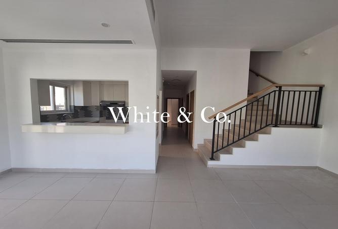 74622151 - Property Image 3